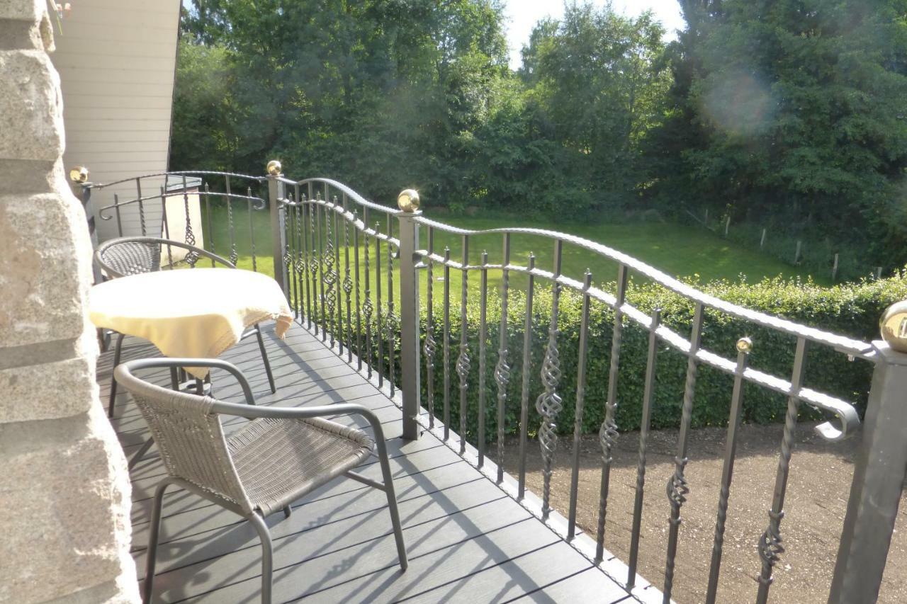 Ferienwohnung Am Eifelsteig Рьотген Екстериор снимка
